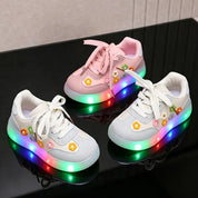 Tênis Infantil Feminino Luminoso LED Casual Flores em Relevo Cadarço PU 19 ao 27 — foto 3