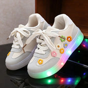 Tênis Infantil Feminino Luminoso LED Casual Flores em Relevo Cadarço PU 19 ao 27 — foto 5