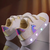 Tênis Infantil Feminino Luminoso LED Casual Estampa Unicórnio Coração Velcro Rosa e Dourado 23 ao 34 — foto 1