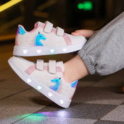Tênis Infantil Feminino Luminoso LED Casual Estampa Unicórnio Coração Velcro Rosa e Dourado 23 ao 34 — foto 4
