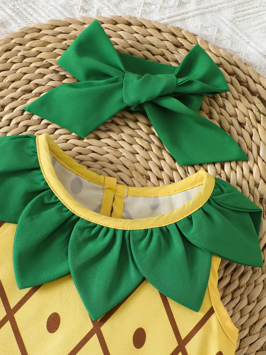 Macacão Bebê Frutas Sem Manga Gola Verde Estampa Morango Poliéster 0 aos 18 Meses — foto 9