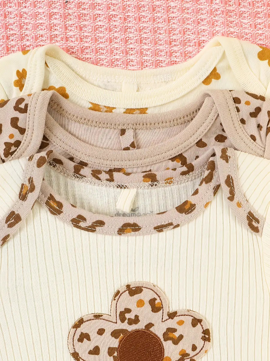Kit 3 Body Bebê Menina Manga Longa Algodão Estampa Floral e Oncinha 1 aos 9 Meses — foto 4