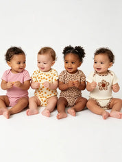 Kit 4 Bodies Bebê Menina Manga Curta Estampa Leopardo e Floral Algodão Gola Redonda 0 a 9 Meses — foto 1