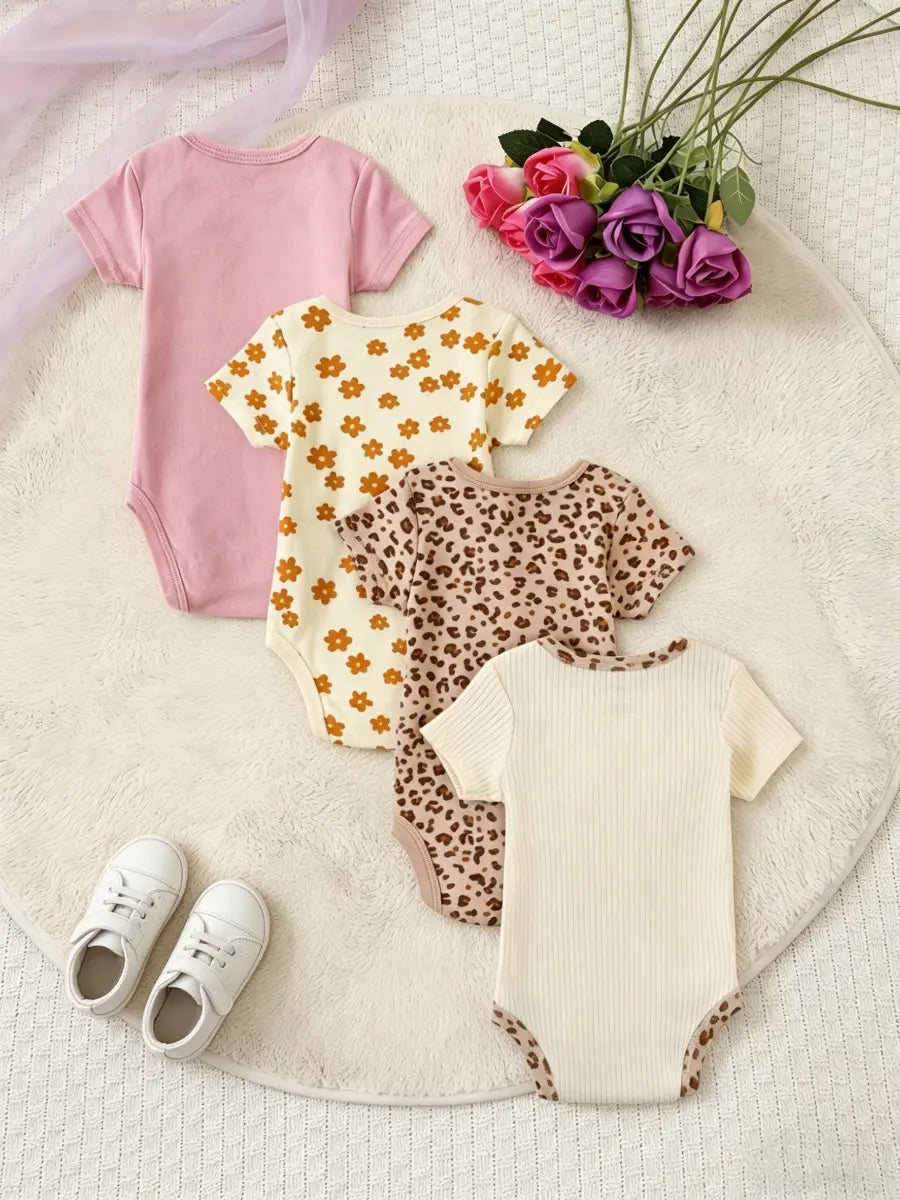 Kit 4 Bodies Bebê Menina Manga Curta Estampa Leopardo e Floral Algodão Gola Redonda 0 a 9 Meses — foto 3