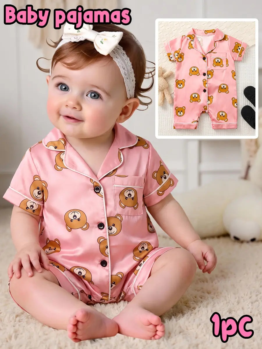 Macacão Pijama Bebê Manga Curta Estampa de Urso Cetim Rosa Botões 3 aos 24 Meses — foto 1