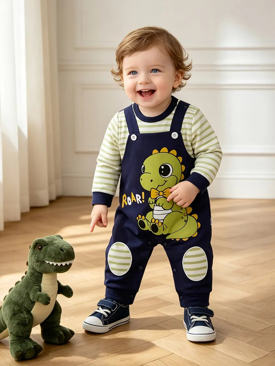 Macacão Bebê Menino Manga Longa Estampa Dinossauro Alças Falsas Malha Azul 0 a 18 Meses — foto 3