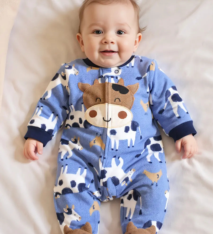 Macacão Pijama Bebê Menino com Pés Zíper Estampa de Vaca Fleece Outono Inverno 0 a 9 Meses — foto 1